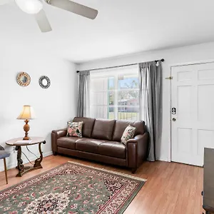 Curly Sunshine Holiday home Clearwater